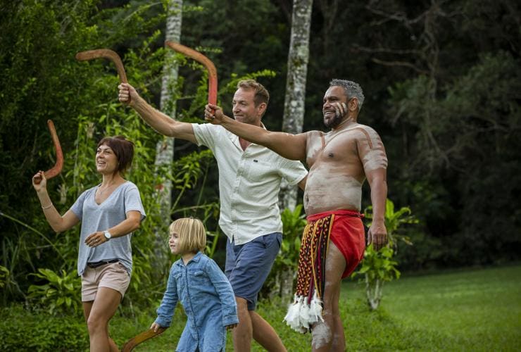 Pamagirri Aboriginal Experience, Rainforestation Nature Park, Queensland © Archie Sartracom, Tourism Australia