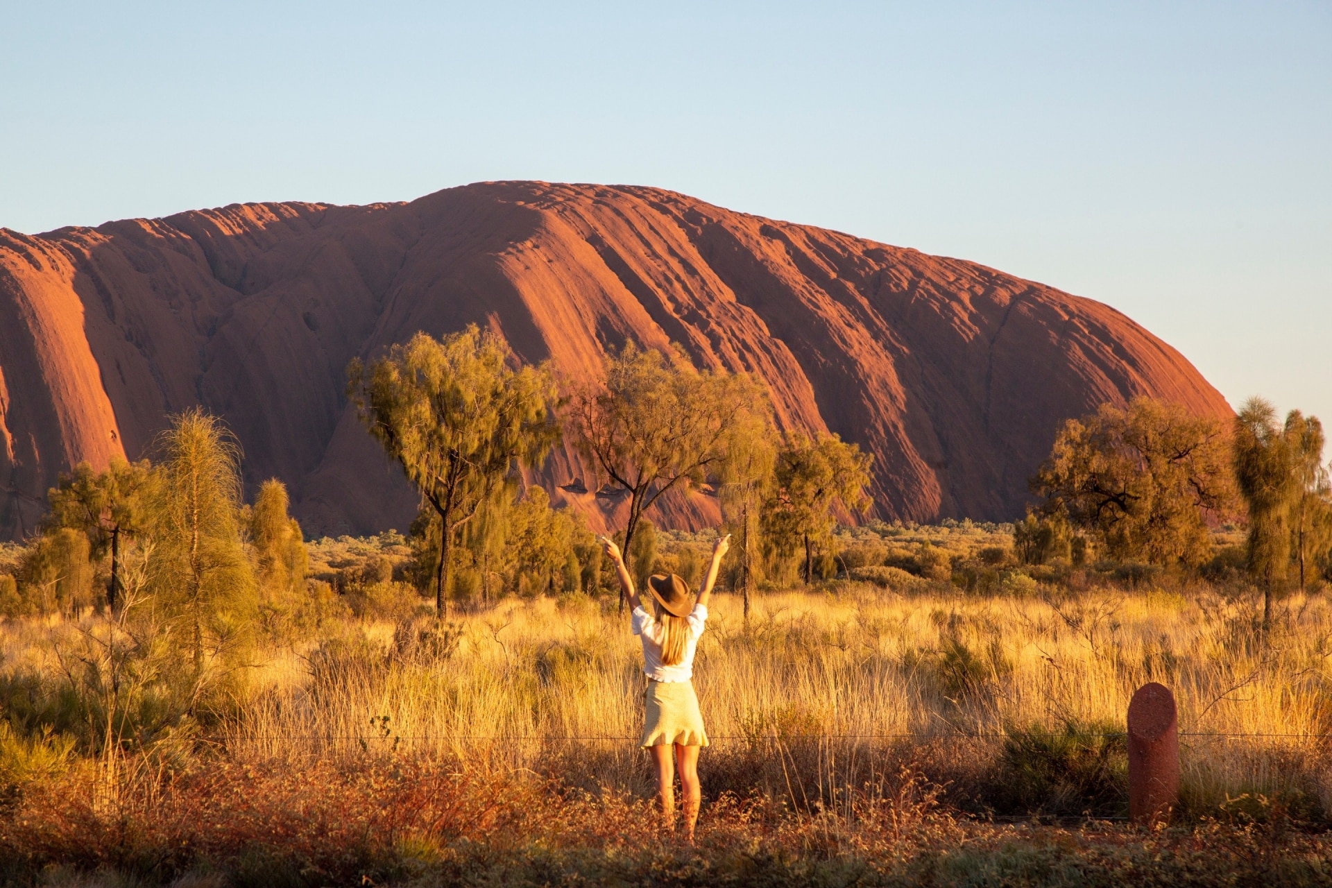 Lever de soleil, Uluru, Territoire du Nord © Tourism Australia