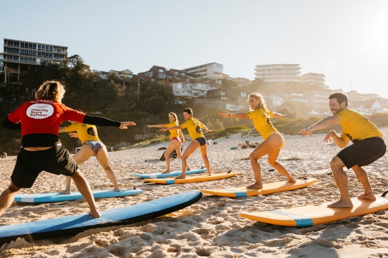 Manly Surf School, Freshwater Beach, Sydney, Nouvelle-Galles du Sud © Destination NSW