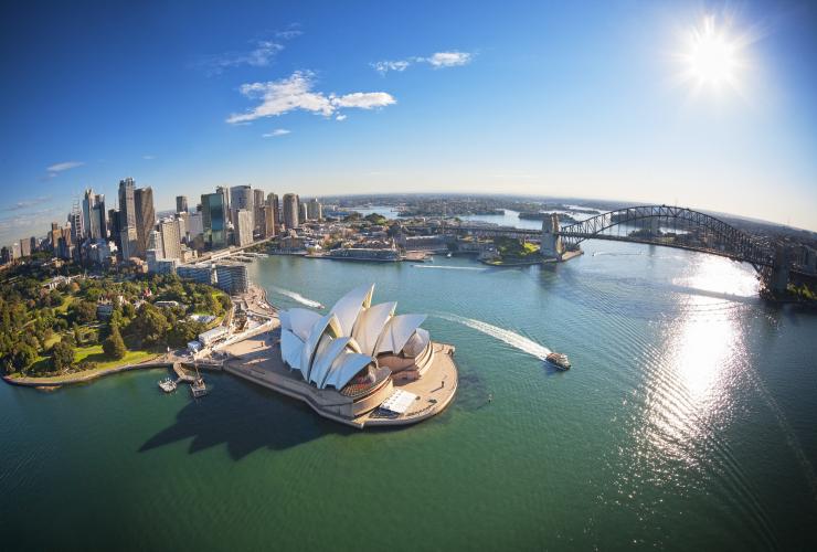 Pemandangan udara Sydney Harbour, NSW © Destination NSW