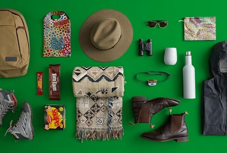 Daftar barang bawaan keperluan outdoor © Tourism Australia