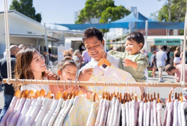 The Village Markets, Gold Coast, Queensland © Destination Gold Coast 