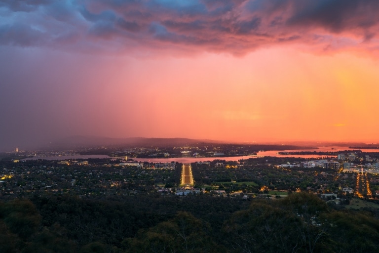 Mount Ainslie, Canberra, Ibu Kota Australia © Tourism Australia