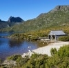 Boat Shed, Lake Dove, dan Cradle Mountain, Cradle-Mountain Lake St Clare National Park, TAS © Adrian Cook