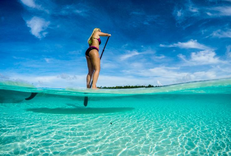 Mengayuh papan sambil berdiri, Cocos Keeling Islands © Cocos Keeling Islands Tourism Association 