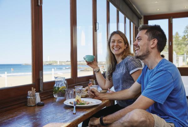 Diggies Cafe, Wollongong, NSW © Destination NSW