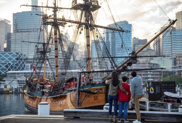 Replica della HMB Endeavour, Australian National Maritime Museum, Sydney, New South Wales © Australian National Maritime Museum