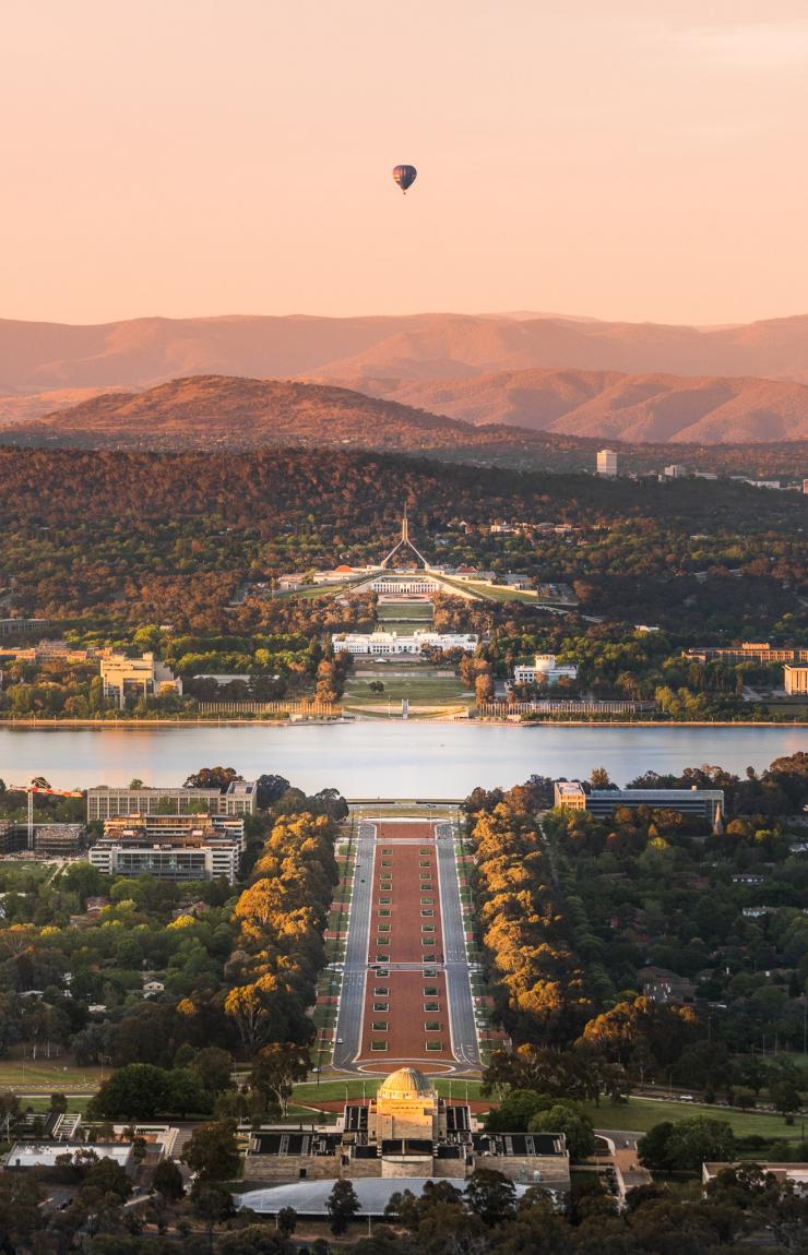Vista dal Mt Ainslie, Canberra, Australian Capital Territory © Rob Mulally per VisitCanberra