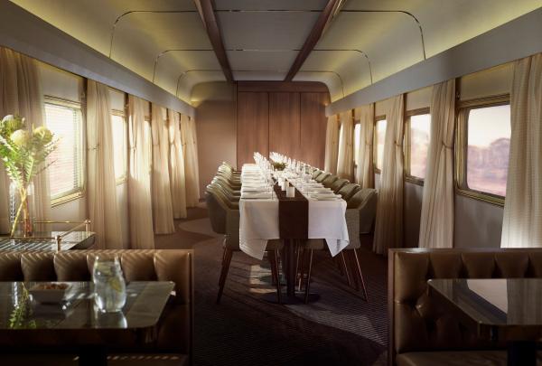 Indian Pacific Train © Journey beyond