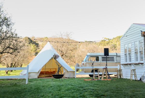 La cantina Down The Rabbit Hole invita a immergersi in un altro mondo © SATC / Frankie The Creative