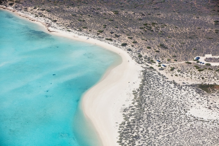 Turquoise Bay, Cape Range National Park, Western Australia © Tourism Western Australia