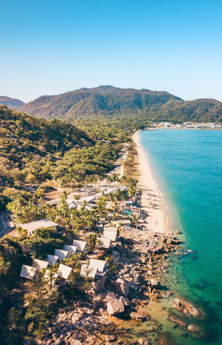 Base Hostel, Magnetic Island, Townsville, Queensland © Tourism and Events Queensland 