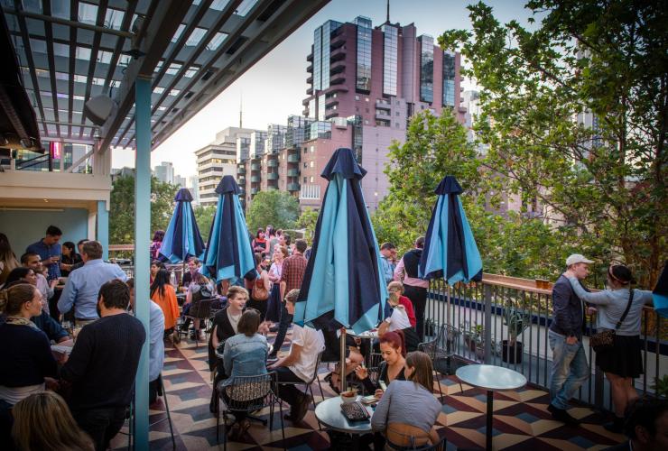 Rooftop bar Good Heavens, Melbourne, Victoria © Visit Victoria