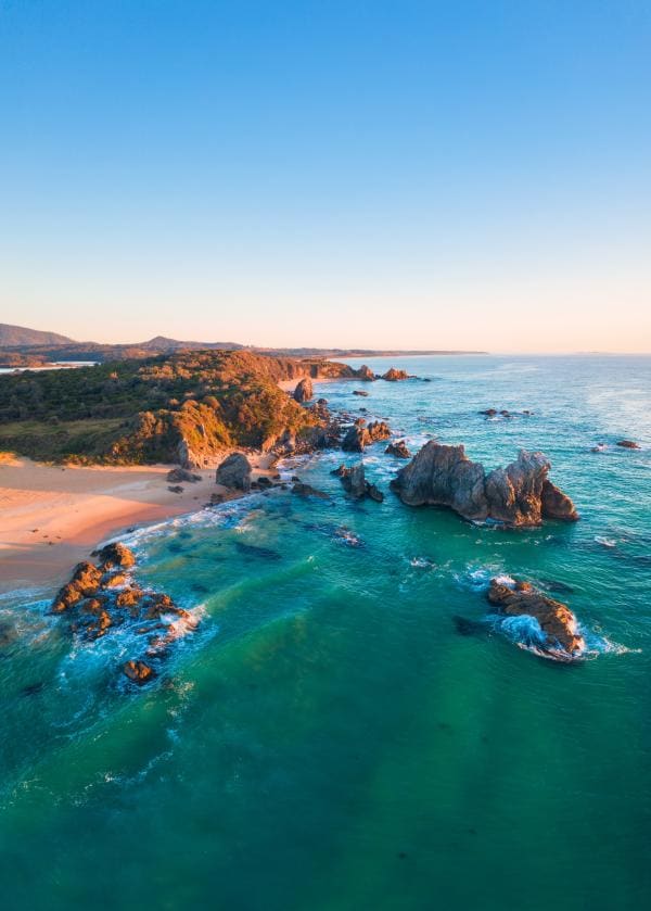 ニュー・サウス・ウェールズ州、バーマグイ（Bermagui）、キャメルロック（Camel Rock）© Tourism Australia