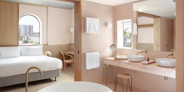 クイーンズランド州、ブリスベン、ザ・カリル・ホテル © The Calile Hotel