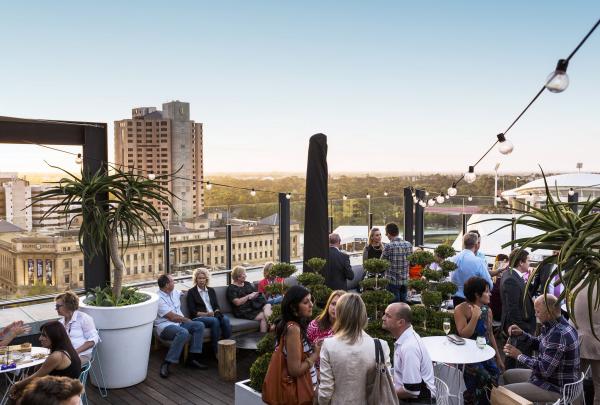 南オーストラリア州、アデレード、2K.W.バー・アンド・レストラン © South Australia Tourism Commission