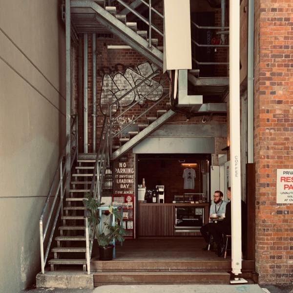 クイーンズランド州、ブリスベン、エニタイム © Jack Wakefield