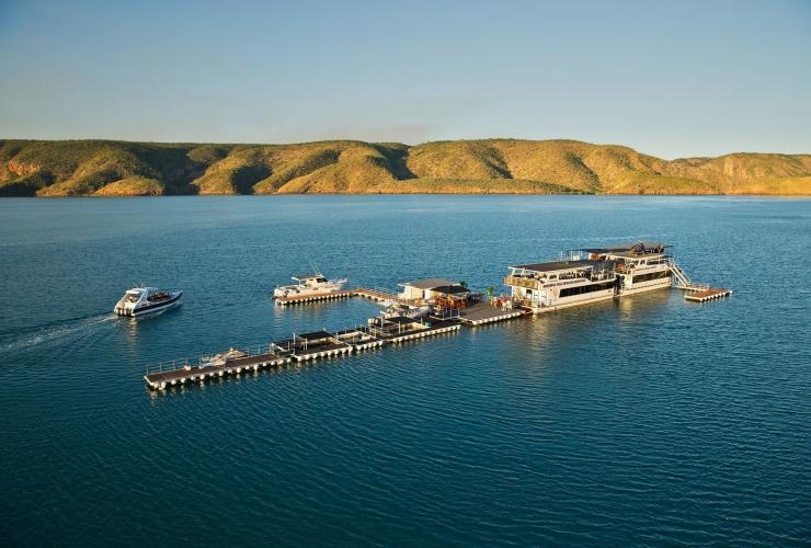 西オーストラリア州、キンバリー、ホリゾンタル・フォールズ・ハウスボート © Tourism Western Australia