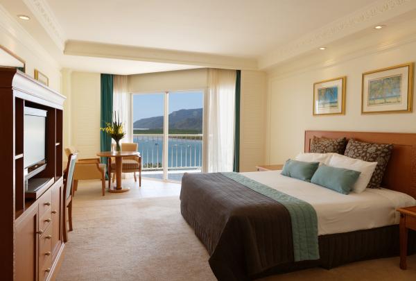 クイーンズランド州、ケアンズ、プルマン・ケアンズ・インターナショナル・ホテル © Pullman Cairns International Hotel