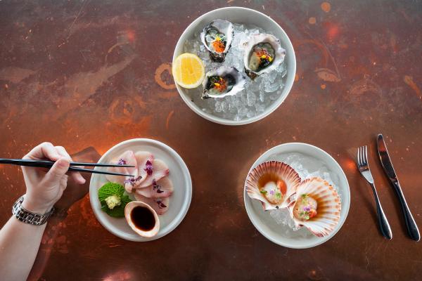 タスマニア州、ホバート、グラス・ハウス © Tourism Australia