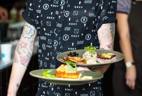 ビクトリア州、メルボルン、フィッツロイ、インダストリー・ビーンズ © Visit Victoria