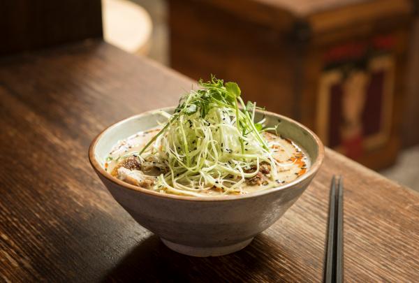 ビクトリア州、ウインザー、トウキョウ・ティナ © Visit Victoria