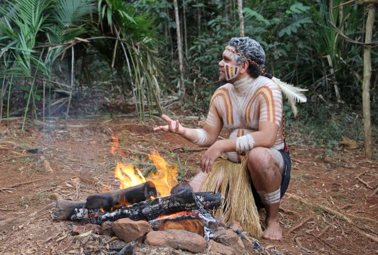 クイーンズランド州、キュランダ（Kuranda）、パマギリ族の先住民アボリジニ文化体験、レインフォレステーション自然公園 © Rainforestation Nature Park