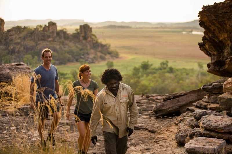 ノーザンテリトリー、カカドゥ国立公園（Kakadu National Park）、カカドゥ・カルチュラル・ツアーズ © Tourism Australia