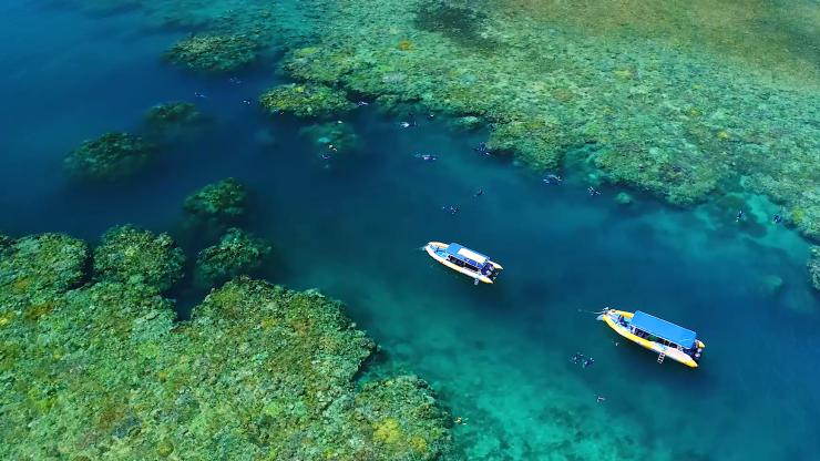 クイーンズランド州、ウィットサンデー諸島、オーシャン・ラフティング © Ocean Rafting