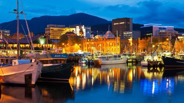 タスマニア州、ホバート、ホバート・ウォーターフロント © Tourism Tasmania, Scott Sporleder, Matador