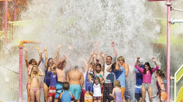 クイーンズランド州、ゴールド・コースト、ウェットアンドワイルド© Tourism and Events Queensland