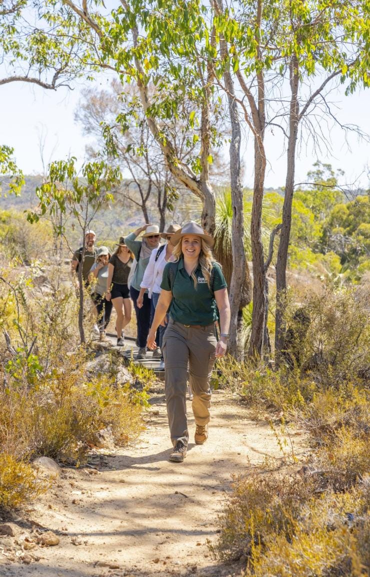 西オーストラリア州、パース、ザ・ハイク・コレクティブ、ガイド付きのハイキング © Tourism Australia