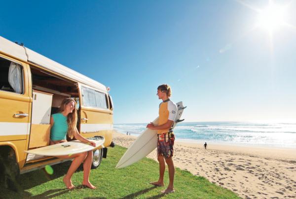 クイーンズランド州、ゴールド・コースト、サーファーズ・パラダイス © Tourism and Events Queensland