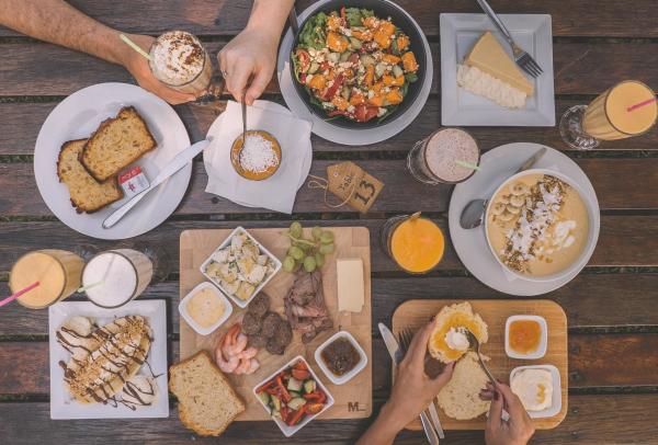 크레이지 에이커스 망고 팜 앤 카페, 노던 테리토리 © 노던 테리토리 관광청/나탈리 섬(Natalie Sum)