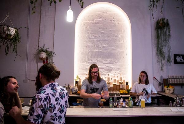 푸어 톰스 진 홀, 매릭빌, 뉴사우스웨일스 © 푸어 톰즈 진