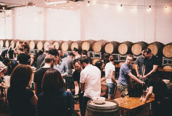 멜버른의 노이지 리추얼 와이너리 © 타제트 오할로란(Tajette O'Halloran)/노이지 리추얼 와이너리