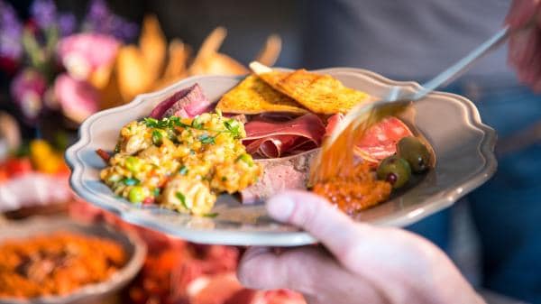 레드 페더 인, 해드스펜, 태즈메이니아 © 롭 버넷(Rob Burnett)