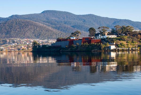 MONA, 호바트, 태즈메이니아 © 태즈메이니아주 관광청 & 롭 버넷(Rob Burnett) 