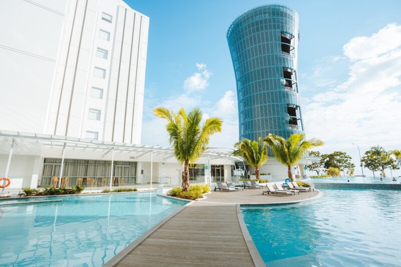 Riley Resort ở Thành phố Cairns, Queensland © Tourism Australia