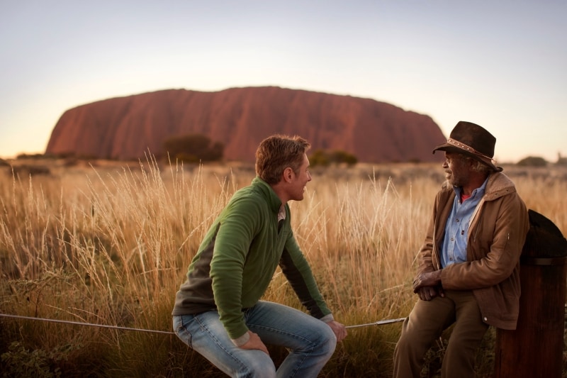 Uluru Aboriginal Tours, Vườn quốc gia Uluru-Kata Tjuta, Lãnh thổ phía Bắc © Tourism Australia