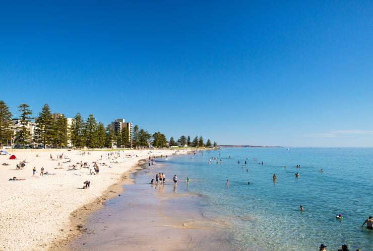Glenelg Beach, Adelaide, SA © South Australian Tourism Commission