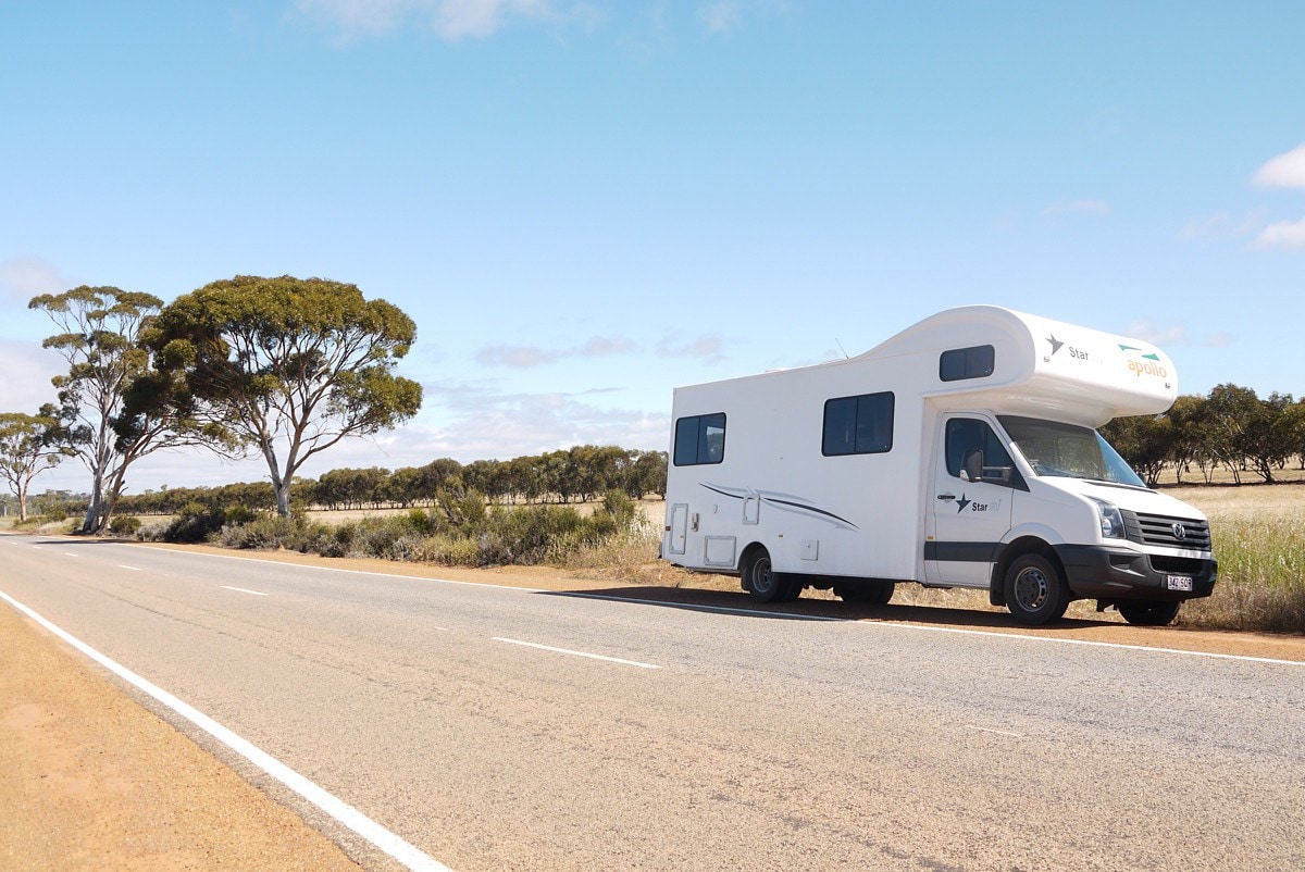 Campervan parked on the side of the road along the Tin Horse Highway © Tourism Australia