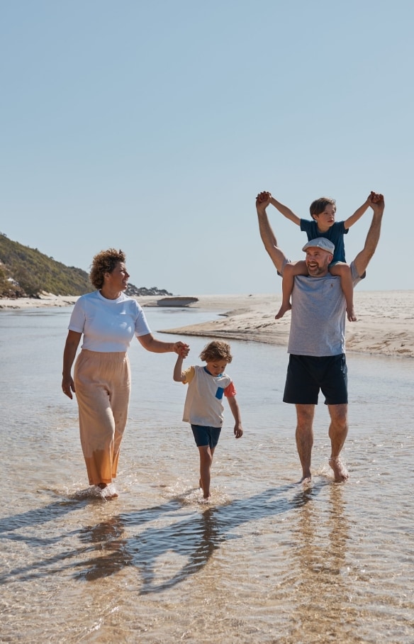 Tasman Venture, K'Gari, Queensland © Tourism and Events Queensland