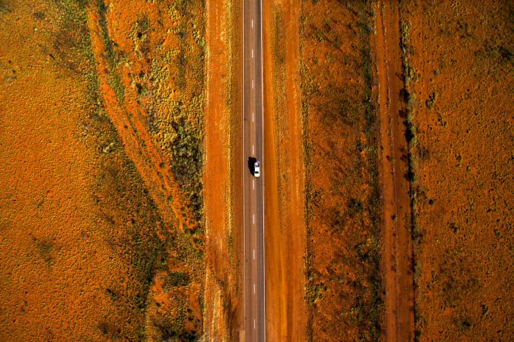 Stuart Highway, Alice Springs Region, NT © Sam Earp, Tourism NT