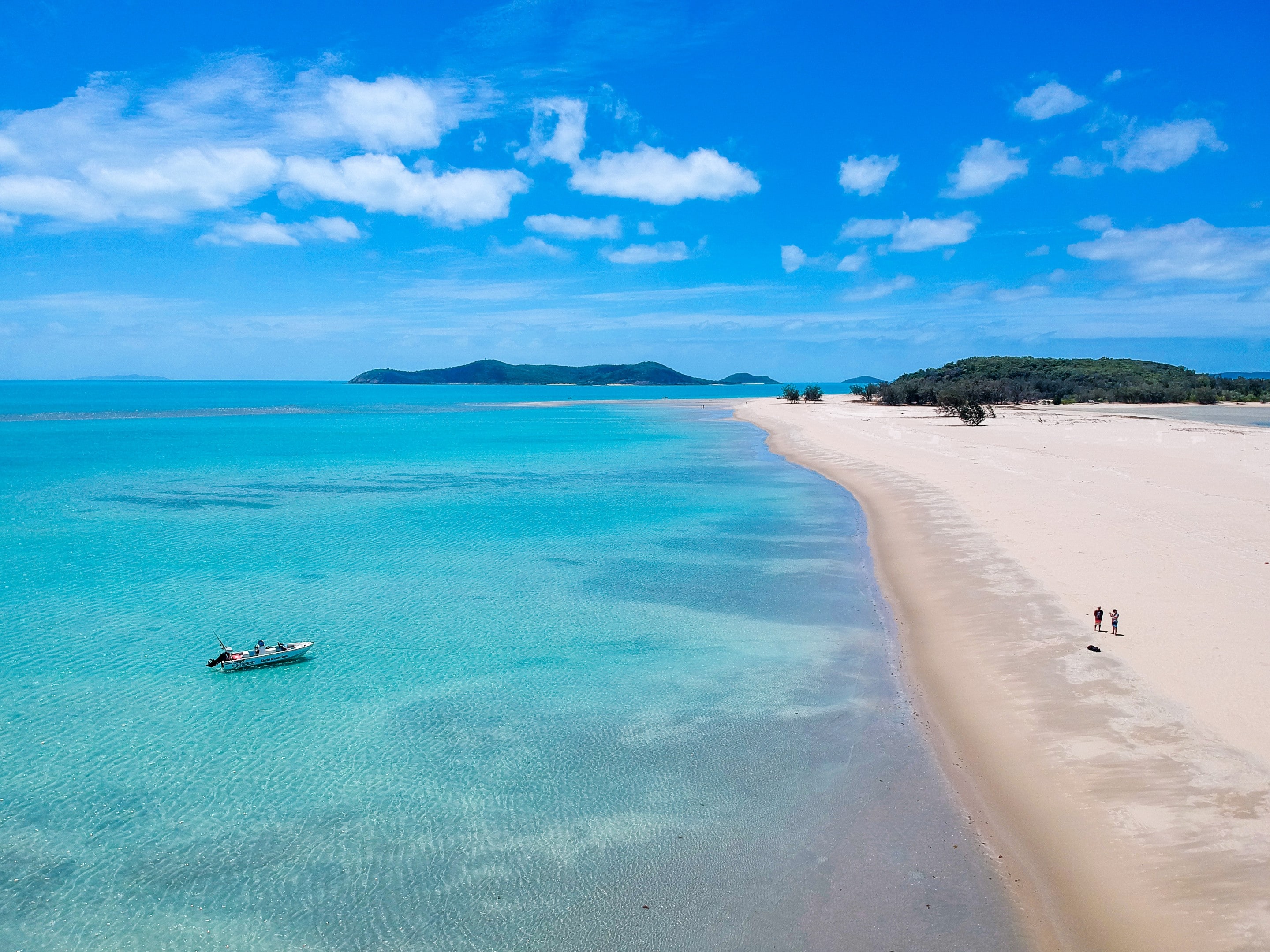 Coastline of Friday Island in the Torres Strait Islands © Mark Fitz