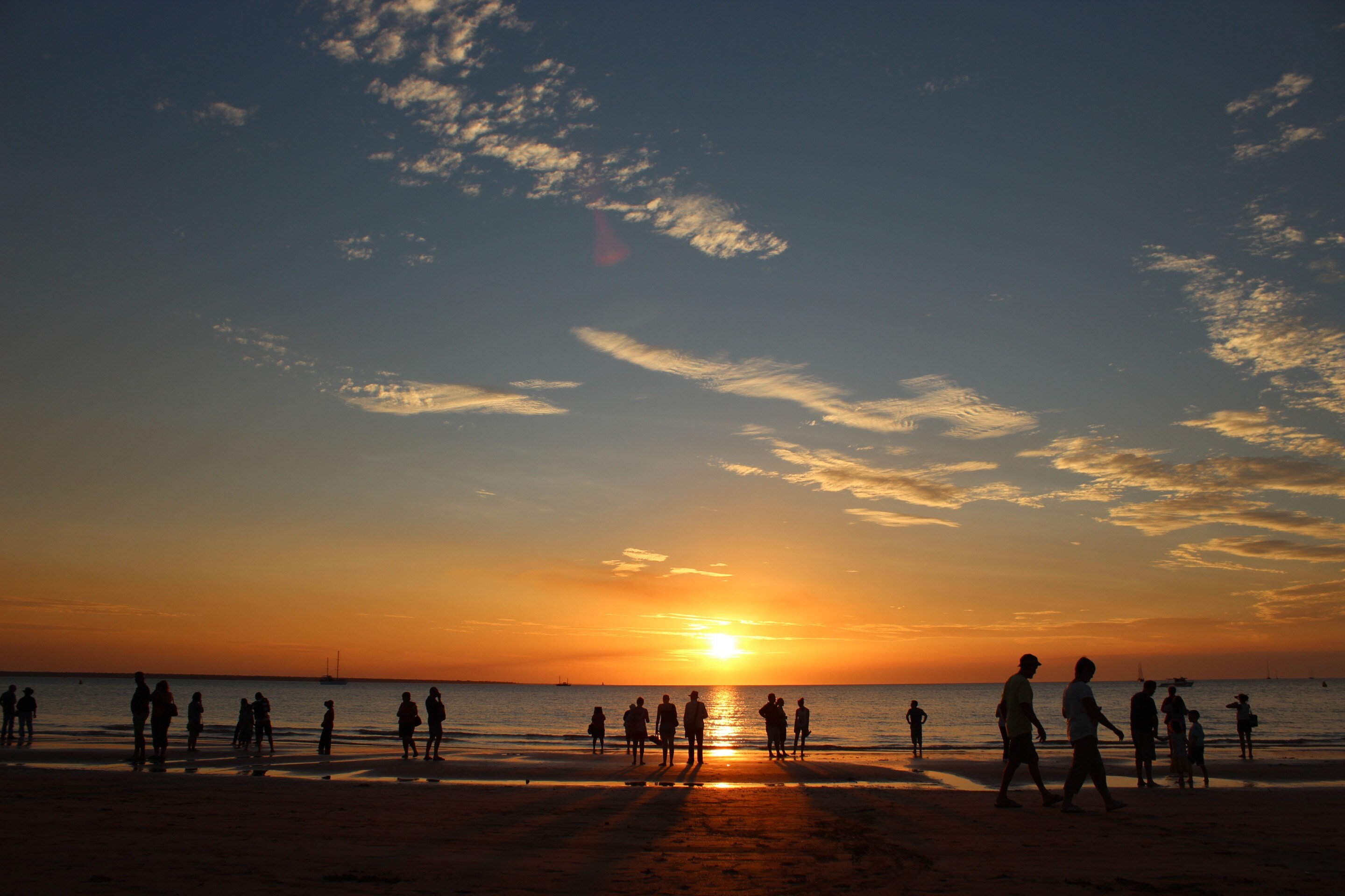 Sunset at Mindil Beach, Darwin City, NT © Aude Mayans/Tourism NT