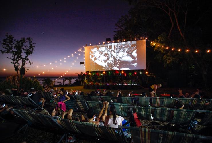 Deckchair Cinema screening in Darwin © Tourism NT/Friederike Franze 2018