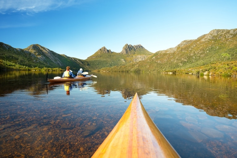Dove Lake, Cradle Mountain-Lake St Clair National Park, Tasmania © Tourism Australia