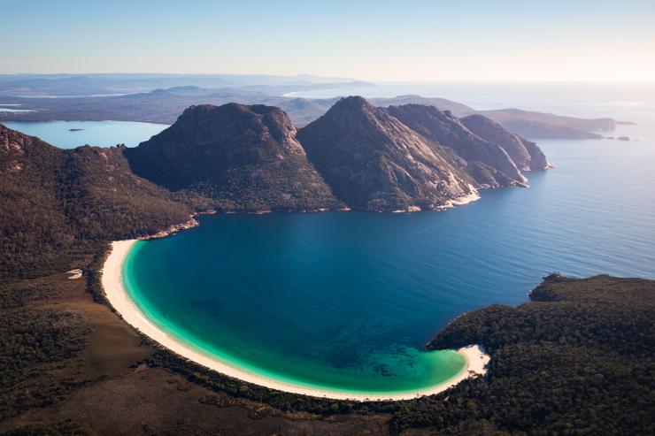 塔斯马尼亚州,菲欣纳国家公园,Freycinet Air © Daniel Tran 版权所有 塔斯马尼亚州,菲欣纳国家公园,Freycinet Air © Daniel Tran 版权所有