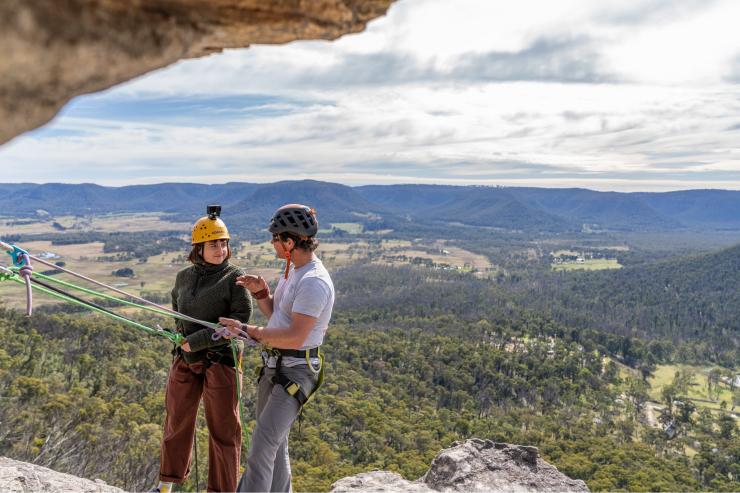 新南威尔士州,蓝山,澳大利亚高山荒野冒险之旅 © 新南威尔士州旅游局版权所有 新南威尔士州,蓝山,澳大利亚高山荒野冒险之旅 © 新南威尔士州旅游局版权所有